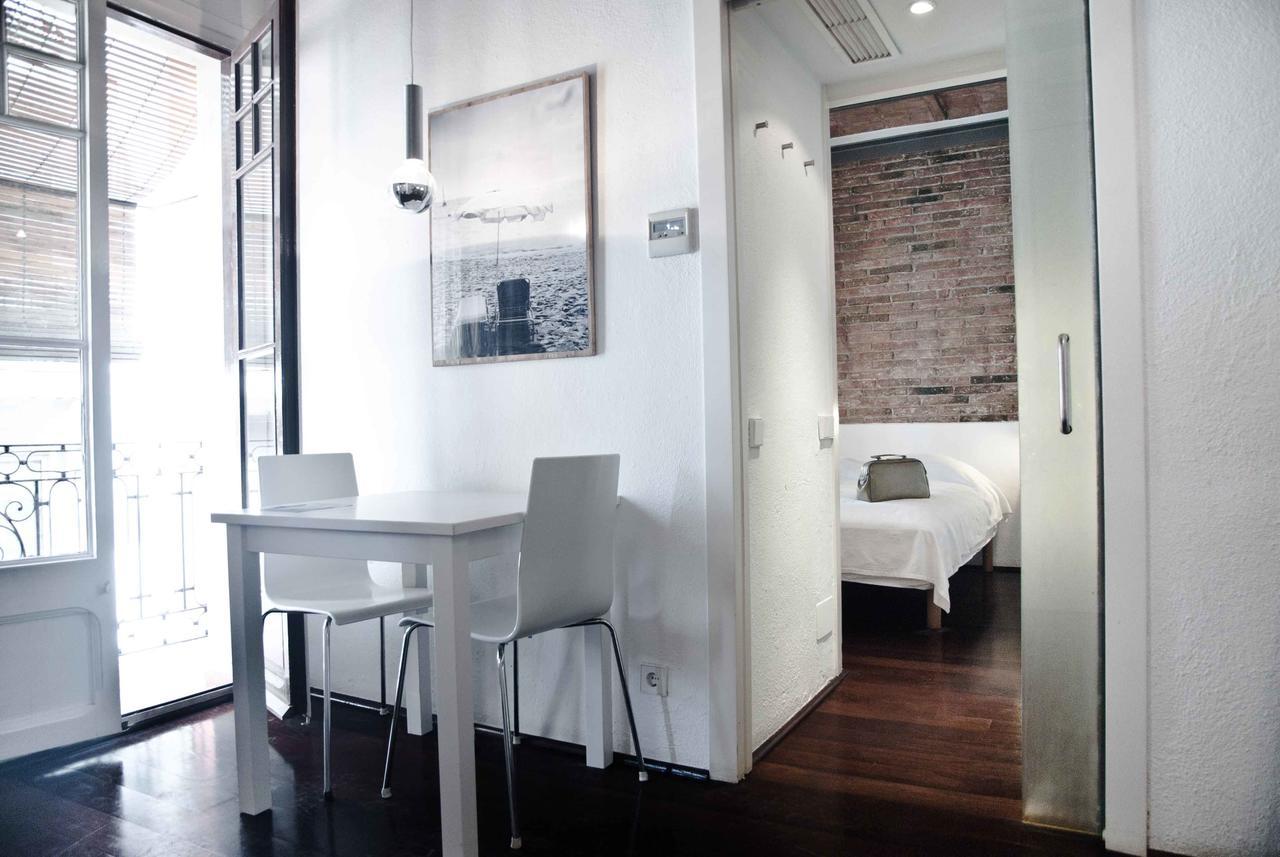 Barceloneta Suites Apartments Beach Exterior foto